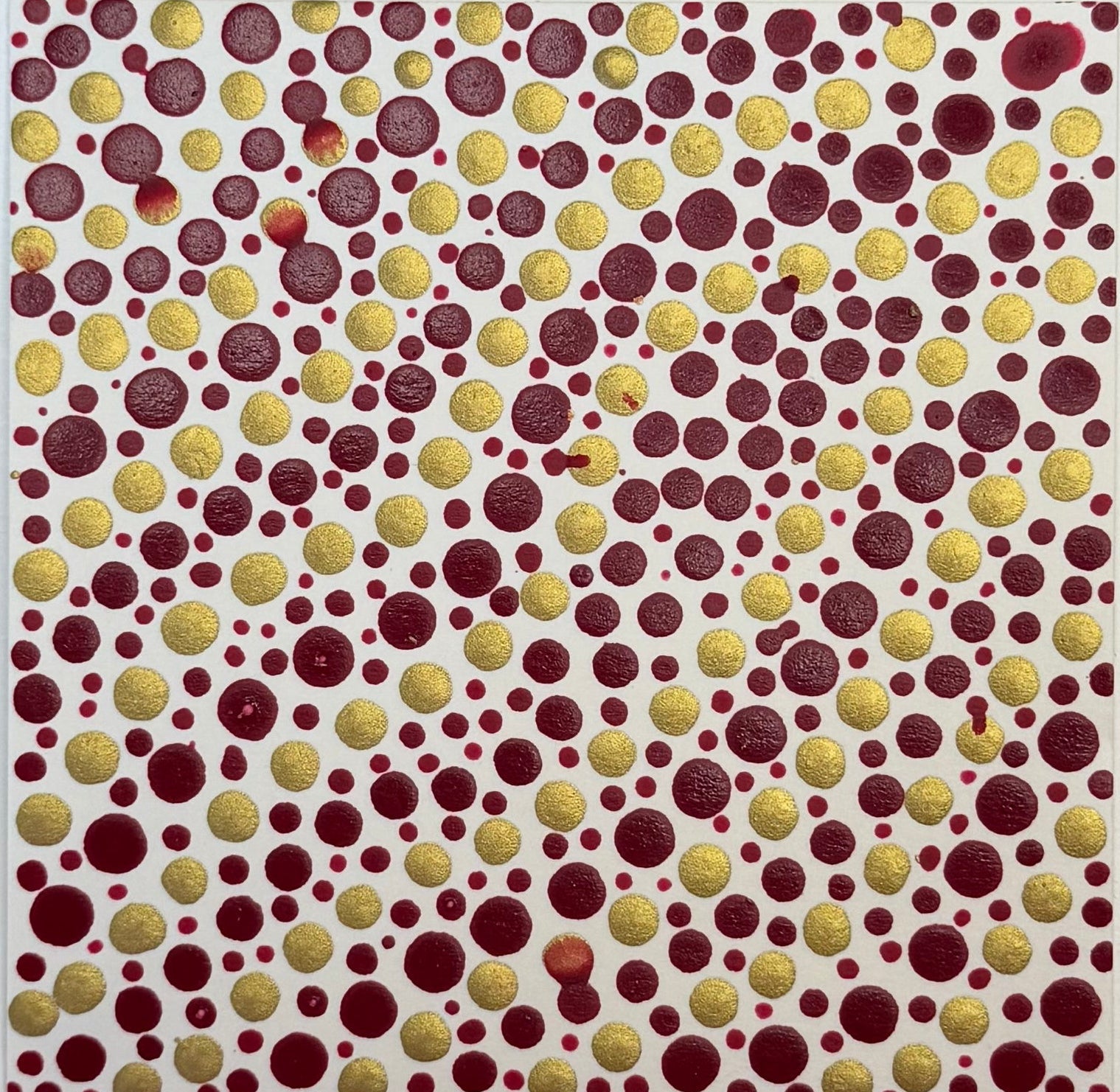 Flowing Constellation Dots: Magenta and Shimmering Gold